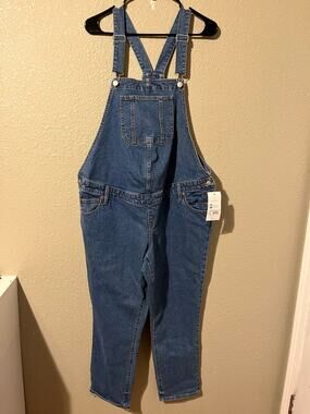 ingrid + Isabel women’s overalls size 12 new with tags